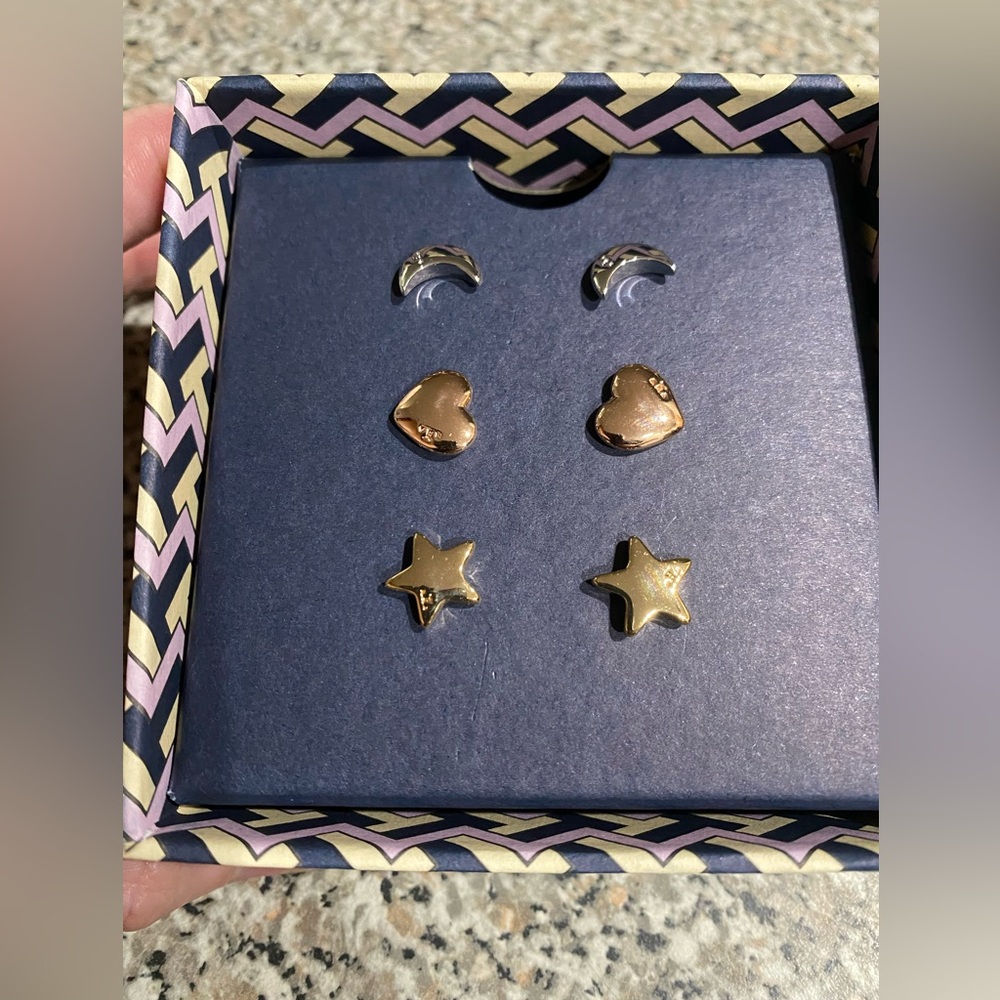 NWT! Tory Burch Celestial Stud earring set in box with gift bag